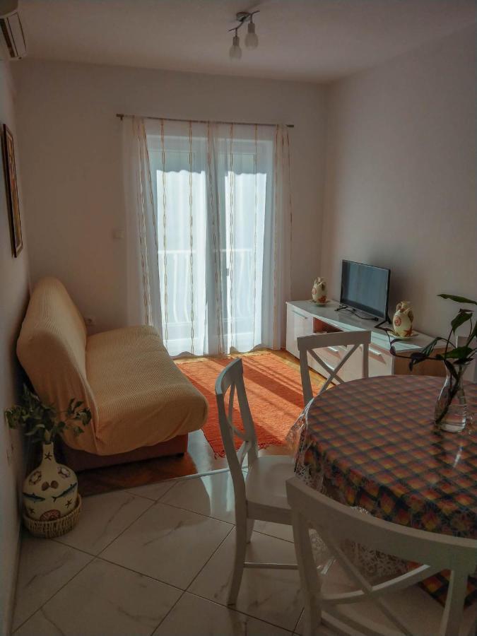 Apartman Riva K Podgora Exterior foto